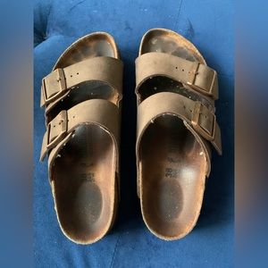 *SOLD via FB Mkt* Birkenstock Taupe Nubuck Leather Arizona Sandals - size 38